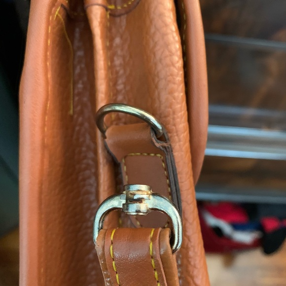 COPY - Dooney and Burke messenger bag/ crossbody/ laptop. Pebble leather. - Picture 8 of 8